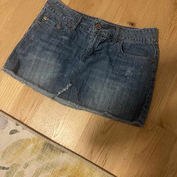 American Eagle Denim Skirt - Picture 2 of 5